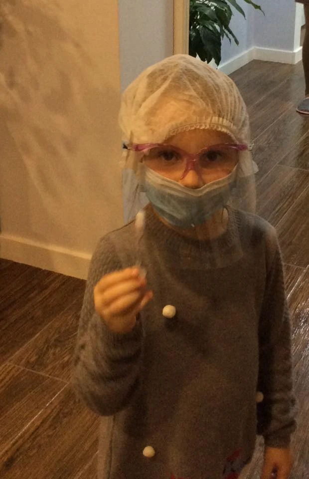 Лікувати зуби дітей складно, але можливо